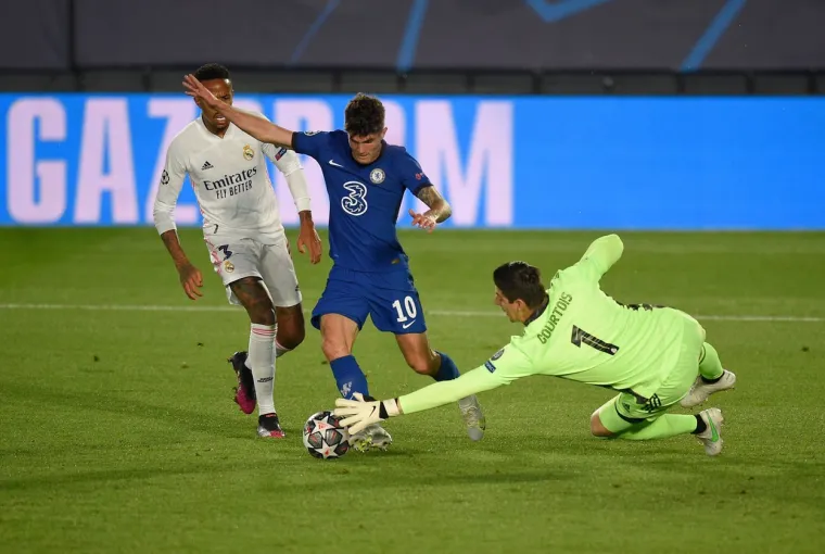 U polufinalu ovosezonske Lige prvaka sastali su se &scaron;panjolski Real Madrid i engleski Chelsea. Prva utakmica se igra u Madridu, a kapetan hrvatske nogometne reprezentacije Luka Modrić počeo je susret za Kraljevski klub. Foto: Profimedia