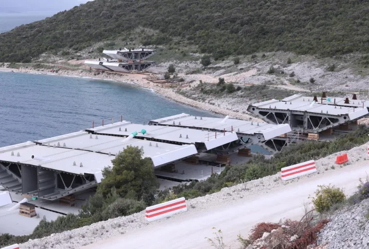 Pogledajte kako napreduje gradnja Pelje&scaron;kog mosta