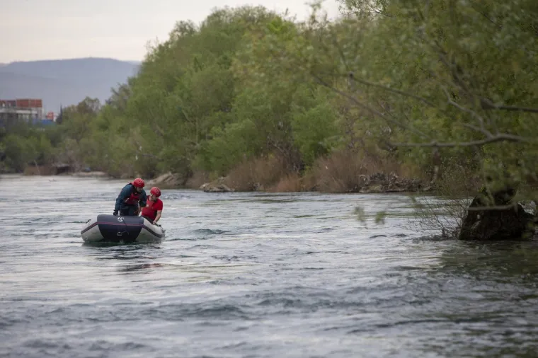 Mjesto užasa kod Mostara: U potopljenom autu pronađen mrtav mu&scaron;karac, traži se dijete