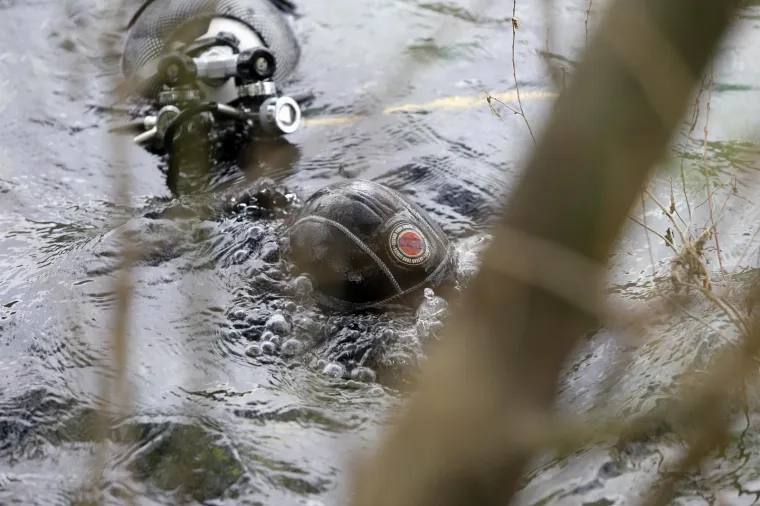 Mjesto užasa kod Mostara: U potopljenom autu pronađen mrtav mu&scaron;karac, traži se dijete