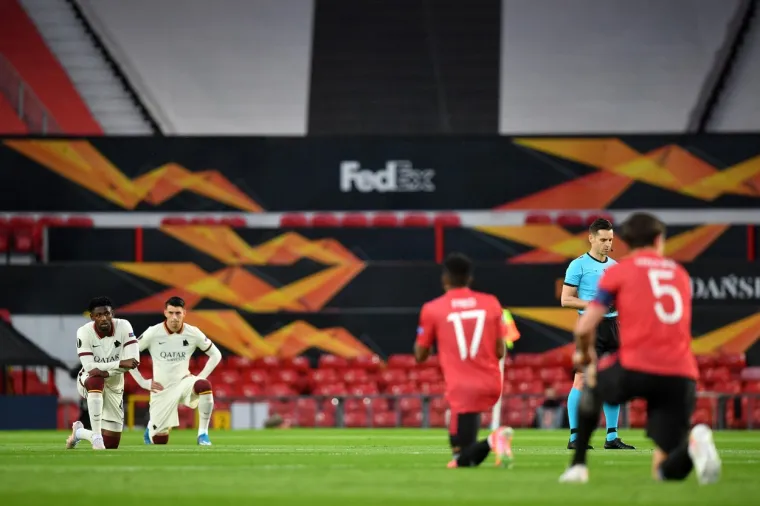 Nogometaši Villarreala i Manchester Uniteda stvorili su prednost u prvim utakmicama polufinala Europske lige svladavši na domaćim travnjacima Arsenal, odnosno Romu. Villarreal je bio bolji od Arsenala sa 2-1 (2-0), dok je Manchester United nadigrao Romu sa 6-2 (1-2).