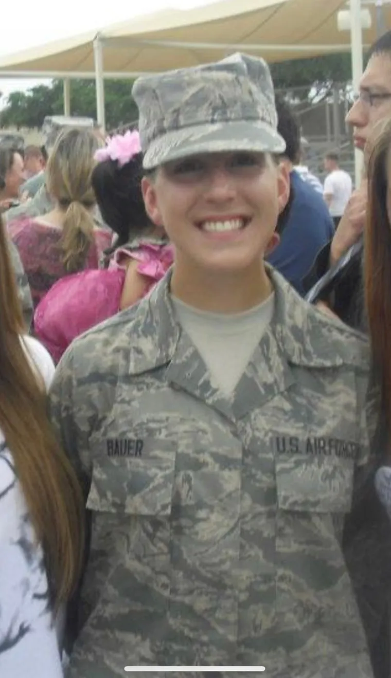 KRPALA KRAJ S KRAJEM, A DANAS PLIVA U NOVCU: 'Vrijeđali su me, a sada masno plaćaju da ja vrijeđam njihove penise'