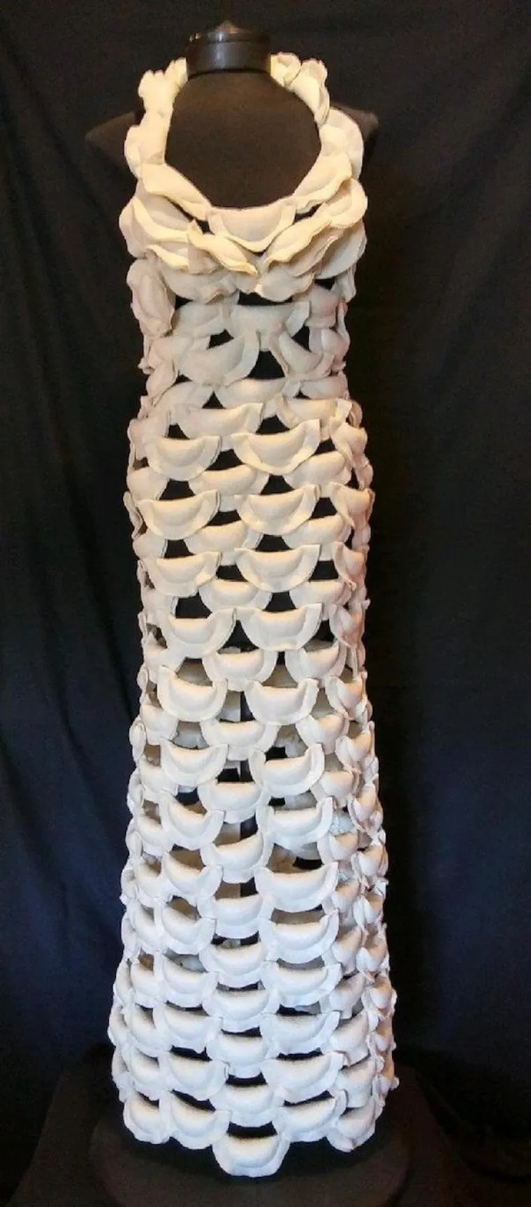 TO &Scaron;TO SE NE&Scaron;TO MOŽE NOSITI, NE ZNAČI DA I TREBA: Modna izdanja koja ostavljaju mnogo pitanja iza sebe