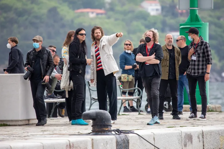 Bill tumači ulogu Clarka Olofssona, švedskog kriminalca poznatog po sudjelovanju u pljački banke, a iz koje je nastao termin Stockholmski sindrom. U seriji glume još i Adam Lundgreen, Alicia Agneson, Vilhelm Blomgren te Malin Levanon, a redateljska palica pripala je Jonasu Akerlundu. Foto: Nel Pavletic/PIXSELL