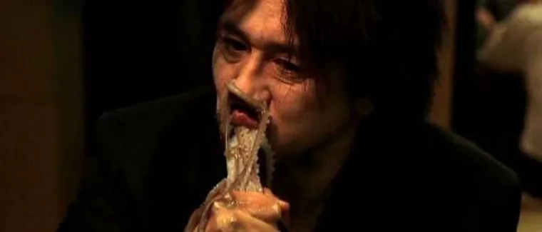 Choi Min-sik progutao je živu hobotnicu (četiri puta) u filmu "Oldboy" iz 2003.
