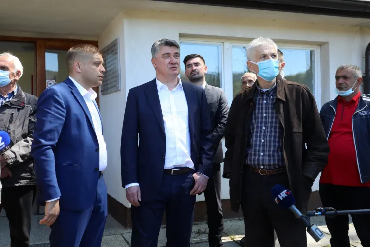 Milanović u općini Pla&scaron;ki dočekan pljeskom i ovacijama