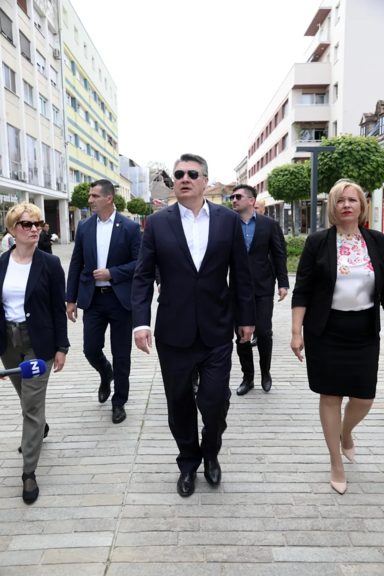Predsjednik Zoran Milanović obi&scaron;ao je Sisak
