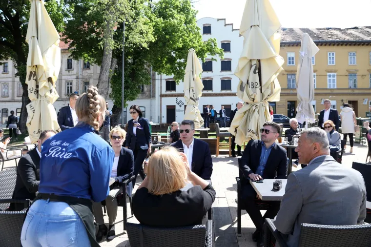 Predsjednik Zoran Milanović obi&scaron;ao je Sisak