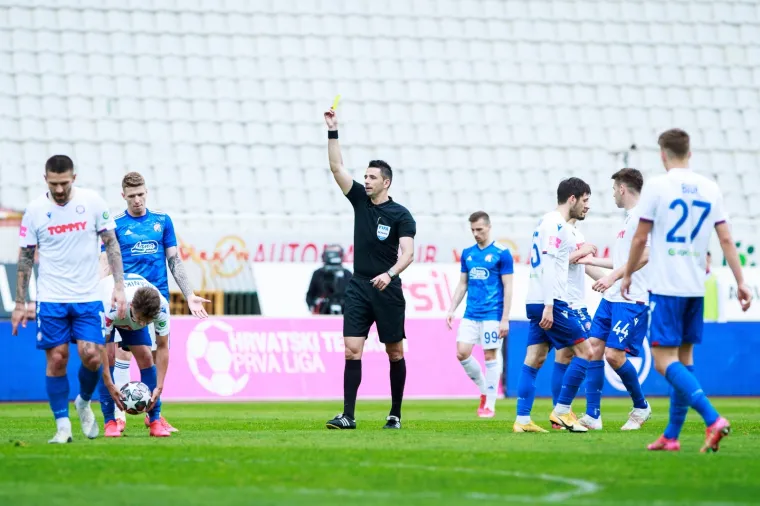 Dinamo je poveo pogotkom Majera u 16. minuti, dok je Livaja izjednačio krajem prvog dijela.