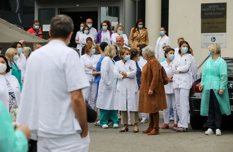 Liječnica zbog koje se prosvjedovalo: 'Sigurno ću imati sankcije zbog ovoga, ali moj posao je da budem hrabra'
