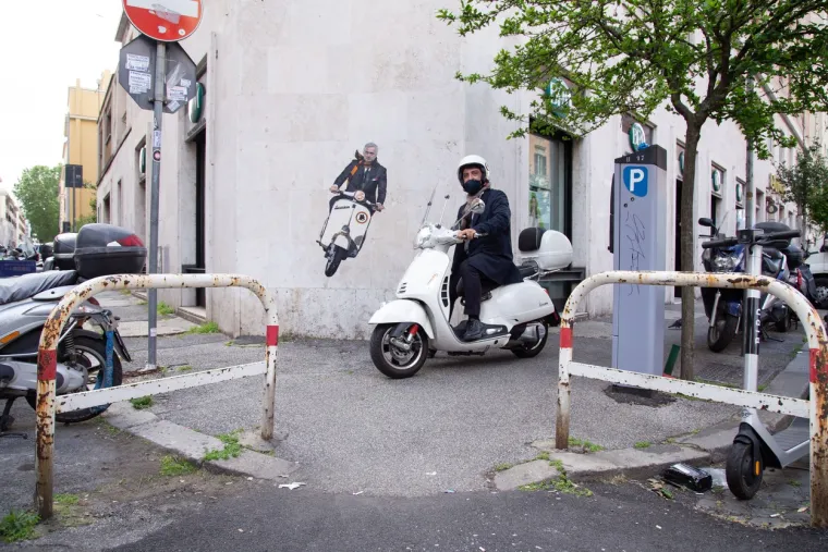 JO&Scaron; NIJE NI PREUZEO ROMU, A NAVIJAČI SU MU VEĆ POSVETILI MURAL: Pogledajte &scaron;to Mourinha čeka u Rimu