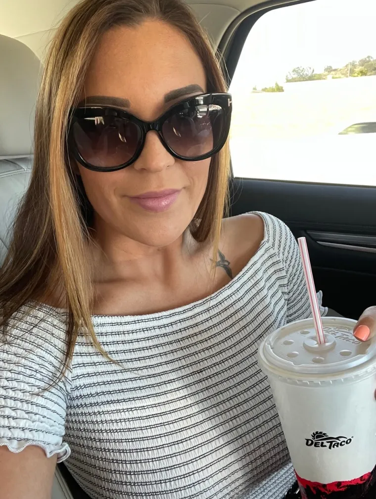 Tada je prelomila i odlučila kako vi&scaron;e neće patiti zbog svoje težine i počela razmi&scaron;ljati o operaciji.