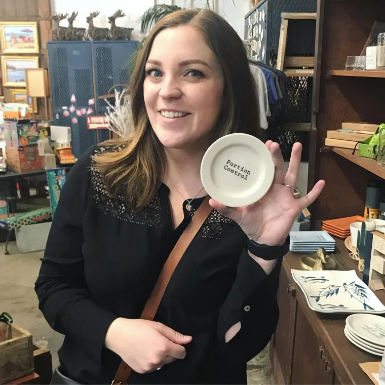 PRIJE IM JE BILA PREDEBELA, SAD IM JE PREMR&Scaron;AVA: Cijeli život je kritiziraju zbog izgleda, ona se skinula i uzvratila udarac