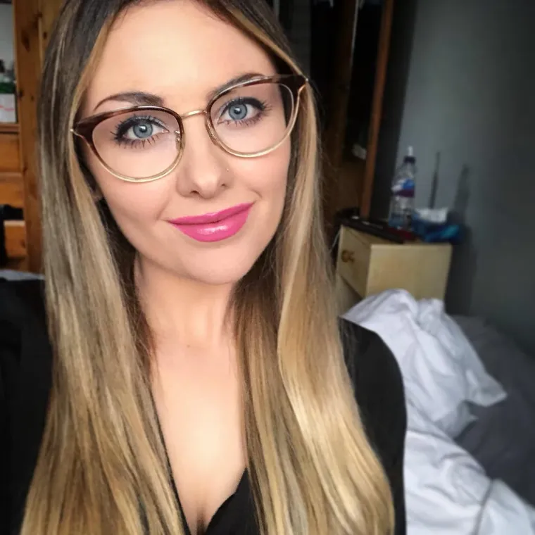 Keywood godinama muči muku s kilažom, ali to je već nečiji intiman problem u koji drugi ne bi smjeli na tako ružan način zadirati.