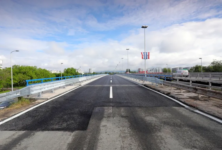 Nakon vi&scaron;eacmjesečnih radova napokon je otvoren Most mladosti u Zagrebu