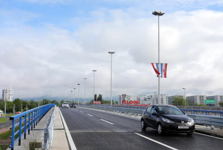 Nakon vi&scaron;eacmjesečnih radova napokon je otvoren Most mladosti u Zagrebu