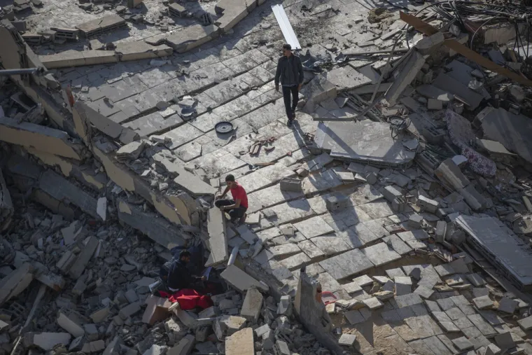 Izrael gomila snage uzduž granice s Gazom: Raketni napadi i zračni udari eskalirali