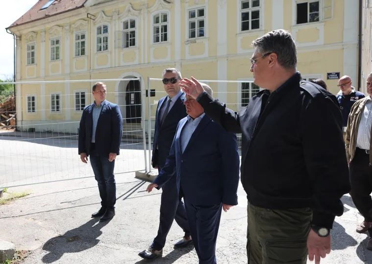 Zoran Milanović obi&scaron;ao razoreni centar Petrinje