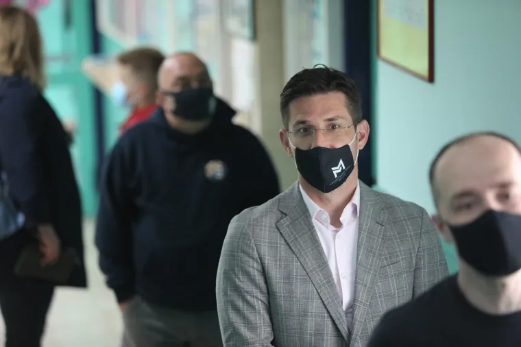 Kandidat MOST-a Zvonimir Troskot glasovao je na svom biračkom mjestu