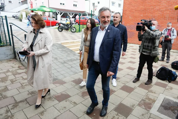 Miroslav &Scaron;koro glasovao je na zagrebačkim lokalnim izborima