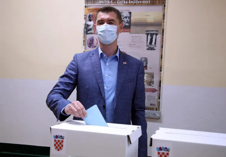 Kandidat Davor Filipović glasao je na lokalnim izborima