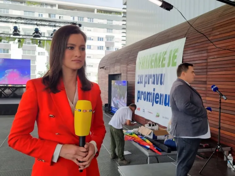 Reporteri RTL-a u stožerima kandidata: Iz minute u minutu u studio RTL-a javljaju najnovije informacije s terena!