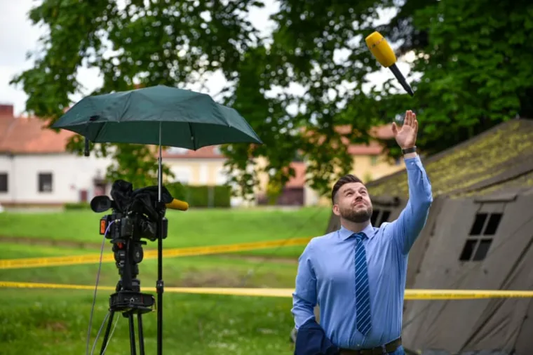 Reporteri RTL-a u stožerima kandidata: Iz minute u minutu u studio RTL-a javljaju najnovije informacije s terena!