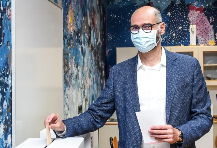 Kandidat za zagrebačkog gradonačelnika Jo&scaron;ko Klisović glasovao je na lokalnim izborima