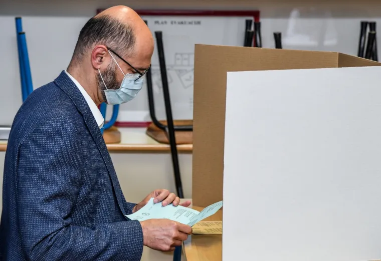 Kandidat za zagrebačkog gradonačelnika Jo&scaron;ko Klisović glasovao je na lokalnim izborima