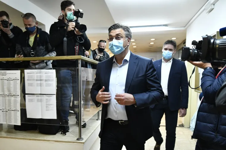 Predsjednik Vlade Andrej Plenković obavio je građansku dužnost i glasao na izborima