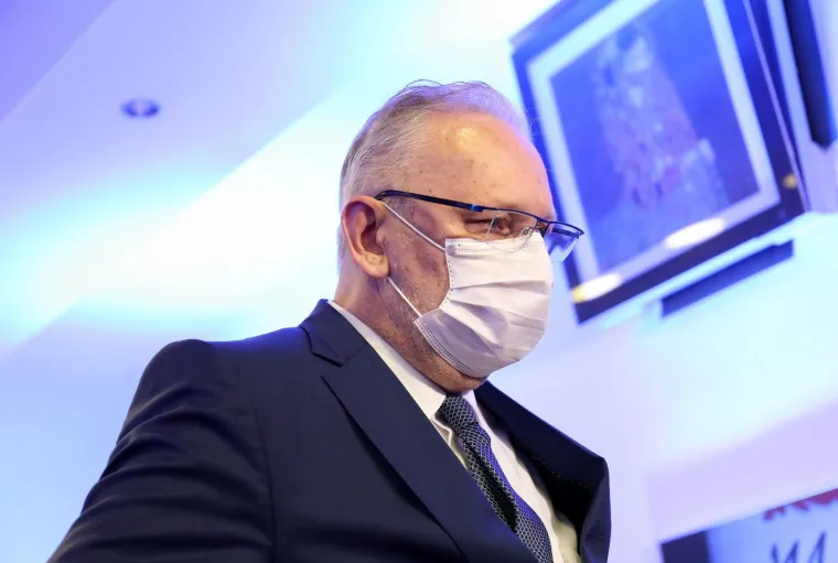 ZAGREB: Atmosfera u izbornom stožeru kandidata HDZ-a, HSLS-a i HSU-a