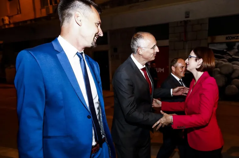 SPLIT: Veselje u izbornom stožeru kandidata za gradonačelnika Ivice Puljka