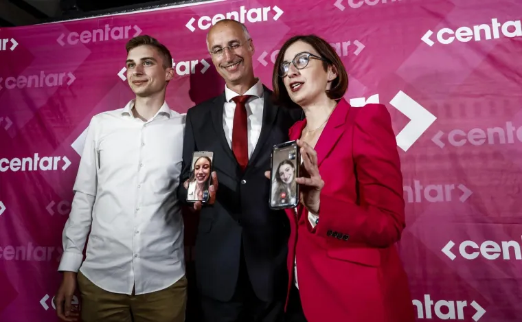 SPLIT: Veselje u izbornom stožeru kandidata za gradonačelnika Ivice Puljka