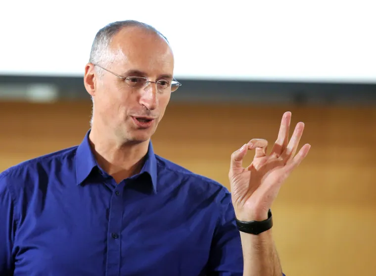 Ivica Puljak - 'lovac na Božju česticu' kojeg ni kompromitirajuće snimke nisu pokolebale