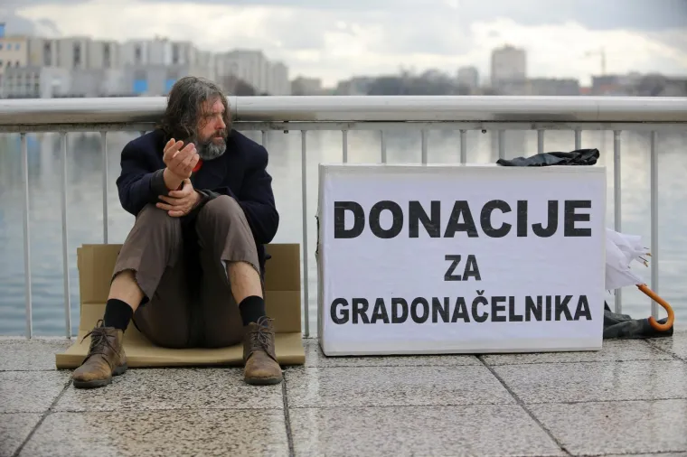 Najupečatljiviji kandidat za gradonačelnika kroz godine: Od kauboja koji dijeli janjetinu, preko Isusa, Francuza, do Ričarda