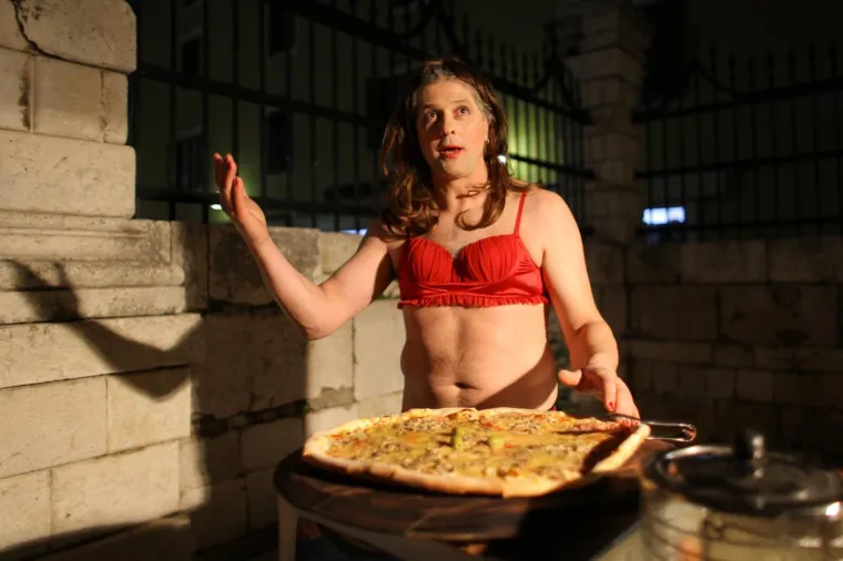 Najupečatljiviji kandidat za gradonačelnika kroz godine: Od kauboja koji dijeli janjetinu, preko Isusa, Francuza, do Ričarda