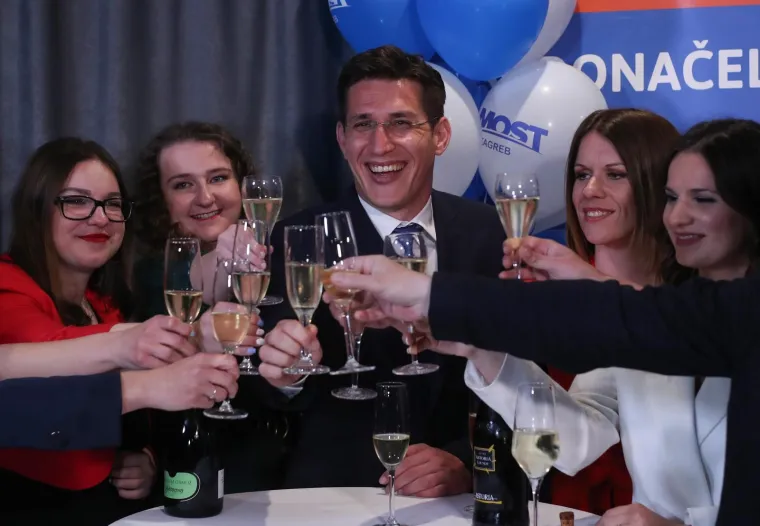 Izborni stožer Mostovog kandidata za gradonačelnika Zagreba Zvonimira Troskota u hotelu Jarun.