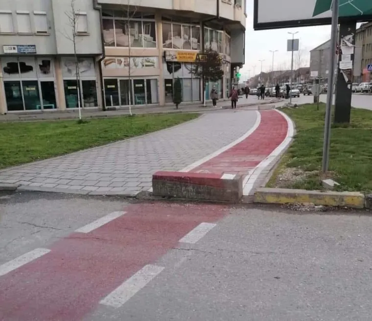 TAJ KOJI JE NJIMA DAO DIPLOME POTPISAO JE DOZVOLE ZA UBOJSTVO: Katastrofa im je srednje ime i još to debelo naplaćuju