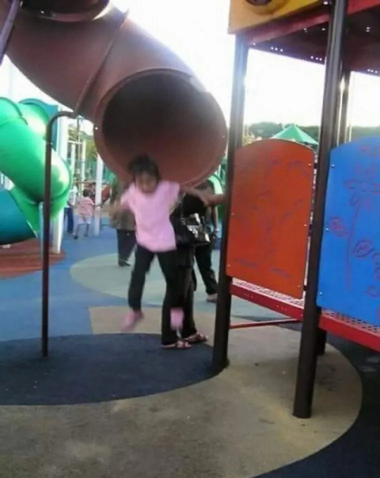 TAJ KOJI JE NJIMA DAO DIPLOME POTPISAO JE DOZVOLE ZA UBOJSTVO: Katastrofa im je srednje ime i jo&scaron; to debelo naplaćuju