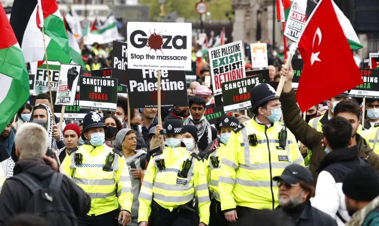 Tisuće ljudi na propalestinskim prosvjedima u Francuskoj i Britaniji: 'Sankcije Izraelu' i 'Slobodna Palestina'
