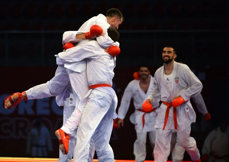 ONI SU NOVI JUNACI NACIJE: Hrvati se nikad ne predaju, to su - ratnici! Trijumf za pamćenje, samo pogledajte ove kadrove ponosa i slave