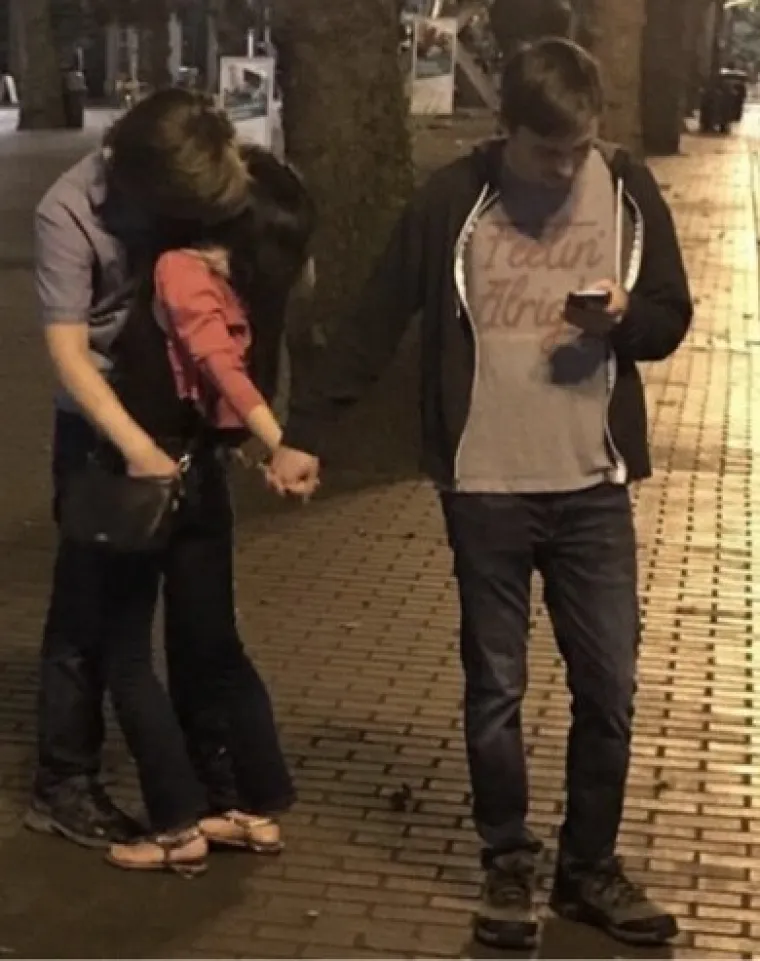 TI SI TAKO DOBAR, ZNA&Scaron; DA TE VOLIM, ALI KAO PRIJATELJA: Znamo da će vas slike nasmijati, ali ipak odajmo počast braći paloj u friendzoni
