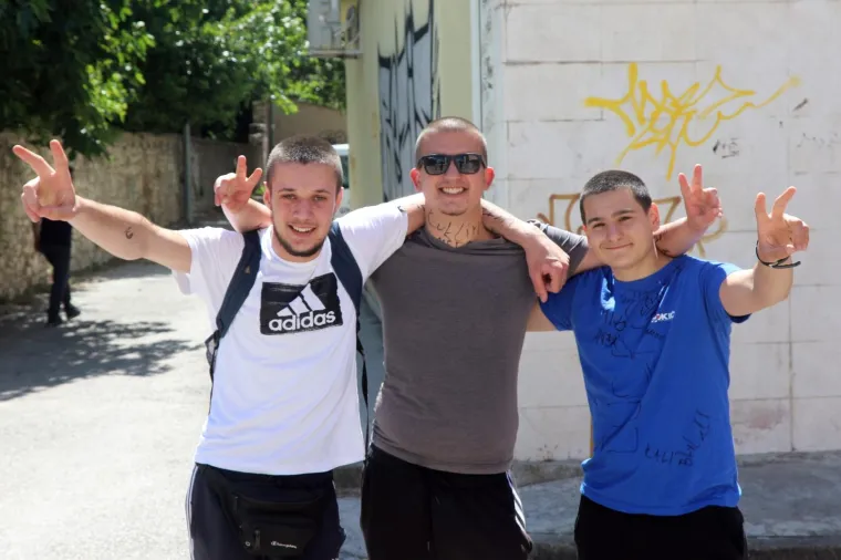 Pogledajte kako su zavr&scaron;etak srednjo&scaron;kolskog obrazovanja proslavili mladi diljem zemlje