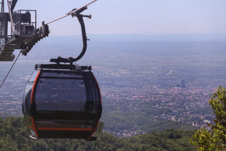 Pogledajte Zagreb na dlanu: Ovako je protekla probna vožnja žičarom do vrha Sljemena
