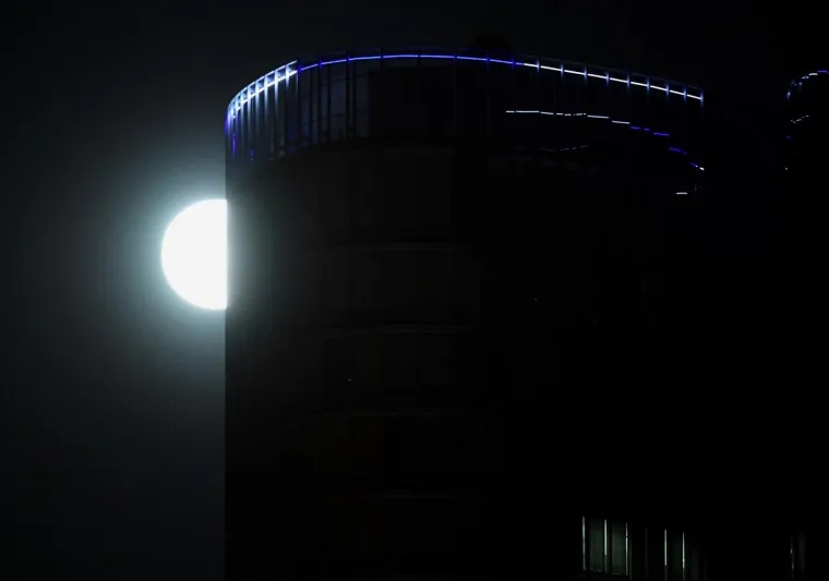 'Krvavi supermjesec' iznad Hrvatske! Spektakularne fotografije nebeskog fenomena