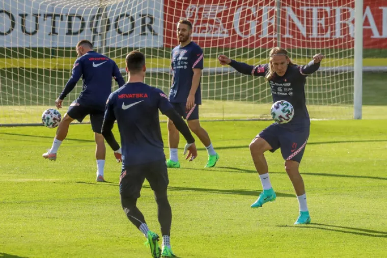 Pogledajte kako legendarni Vedran Ćorluka izgleda u novoj ulozi