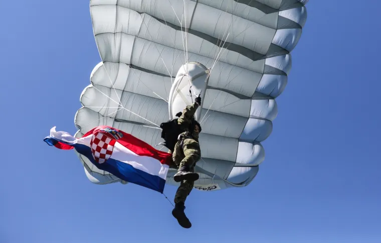 Hrvatska vojska pokazala je na Jarunu najbolje &scaron;to ima, a građani su odu&scaron;evljeni