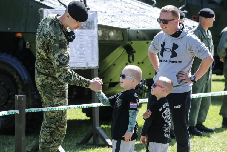 Hrvatska vojska pokazala je na Jarunu najbolje &scaron;to ima, a građani su odu&scaron;evljeni