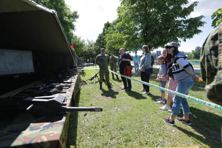 Hrvatska vojska pokazala je na Jarunu najbolje &scaron;to ima, a građani su odu&scaron;evljeni