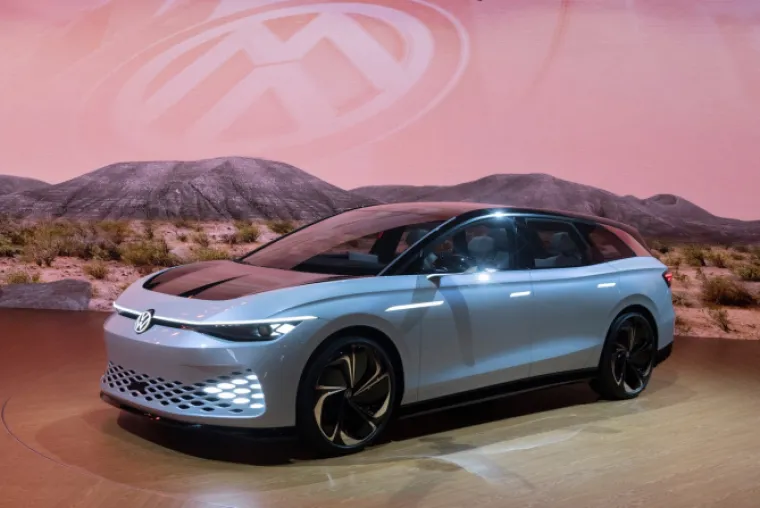 Ali, tijekom narednih desetljeća, postao je puno vi&scaron;e od toga